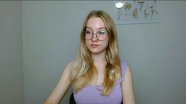 cindi hot online show from 24, 9, 2025