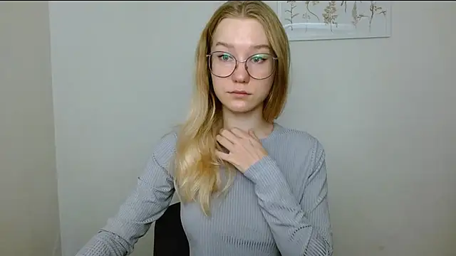 cindi hot online show from 25, 9, 2025