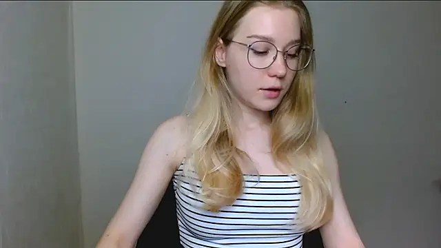 cindi hot online show from 20, 12, 2025