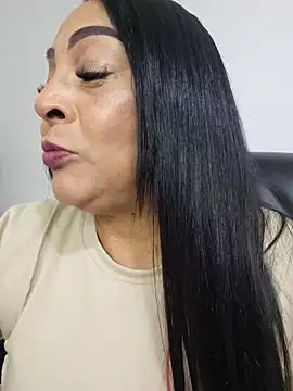 Snapshot of Gina_Myers chatting on 21, 4, 2026 Gina Myers online show from 21, 4, 2026
