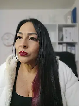 Snapshot of Gina_Myers chatting on 5, 7, 2026 Gina Myers online show from 5, 7, 2026