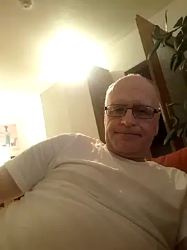 Milkasahne64 online show from 23, 10, 2025