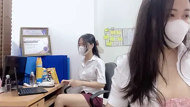 Bamboo Swetie online show from 13, 2, 2025