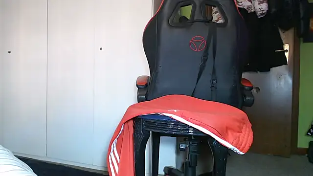 Snapshot of MASTERMONEY chatting on 16, 12, 2024 MASTERMONEY online show from 16, 12, 2024