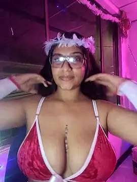 Sofythom1 online show from 31, 12, 2024