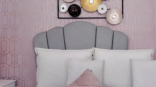 Snapshot of MarianaSanz chatting on 1, 3, 2025 MarianaSanz online show from 1, 3, 2025