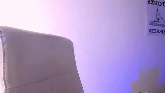 Snapshot of elektraa_sky11 chatting on 11, 2, 2025 elektraa sky11 online show from 11, 2, 2025