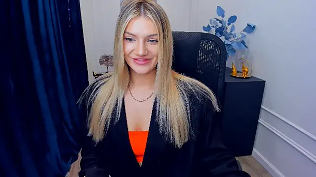 SelenaeMoore online show from 30, 11, 2025