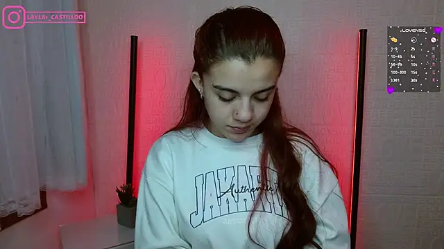 Snapshot of Layla_castilloo chatting on 12, 1, 2025 Layla castilloo online show from 12, 1, 2025