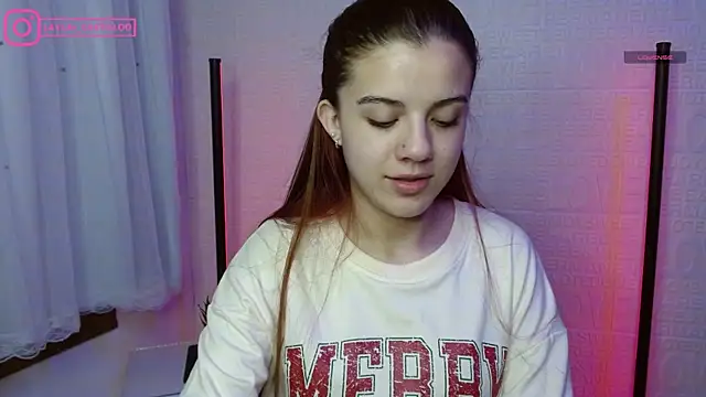 Snapshot of Layla_castilloo chatting on 21, 1, 2025 Layla castilloo online show from 21, 1, 2025