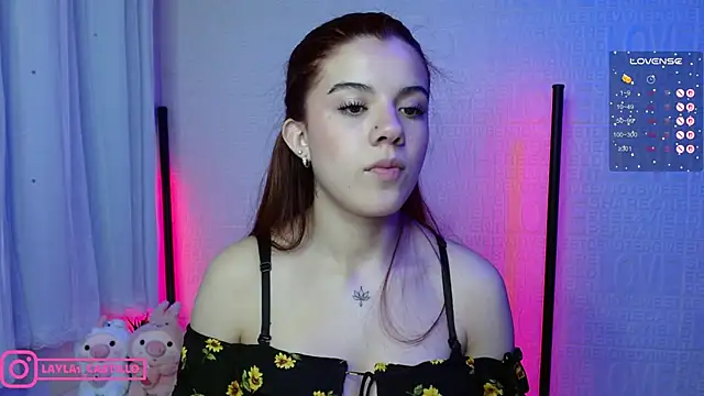 Snapshot of Layla_castilloo chatting on 11, 3, 2025 Layla castilloo online show from 11, 3, 2025