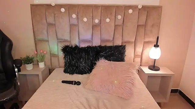 Esteff  o2 online show from 5, 3, 2025