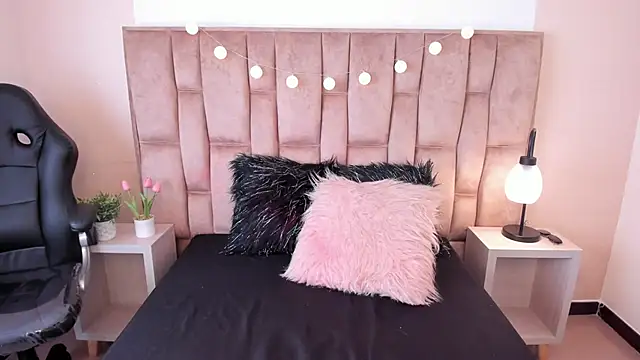 Esteff  o2 online show from 8, 3, 2025