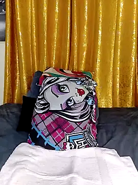 Cherriikenzie online show from 3, 2, 2025