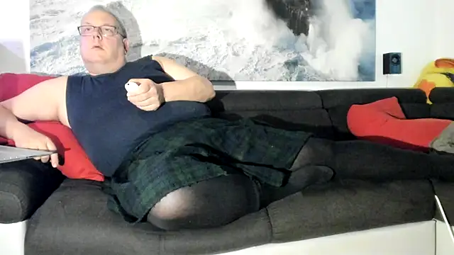 Snapshot of Nasse_Windel chatting on 23, 2, 2025 Nasse Windel online show from 23, 2, 2025