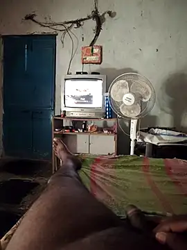 RoundHandler3 online show from 8, 1, 2026