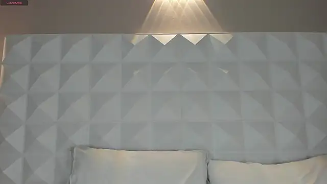 CailynBrowm online show from 23, 2, 2025