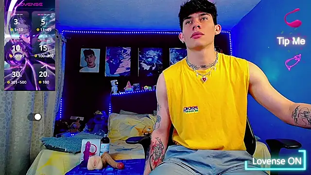 thiagomurphyy online show from 3, 10, 2025