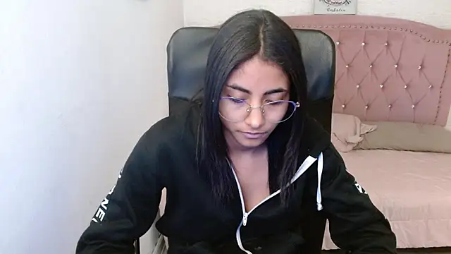 shaneelle online show from 14, 2, 2025