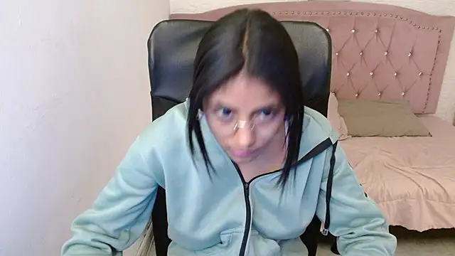 shaneelle online show from 18, 2, 2025