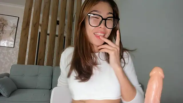 Snapshot of Yukisans chatting on 1, 10, 2025 Yukisans online show from 1, 10, 2025