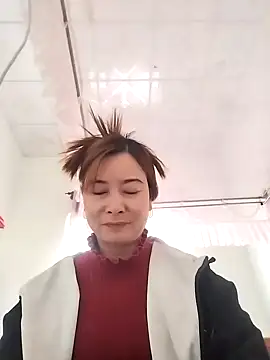 Sexy-ladyboobs20 online show from 4, 1, 2025