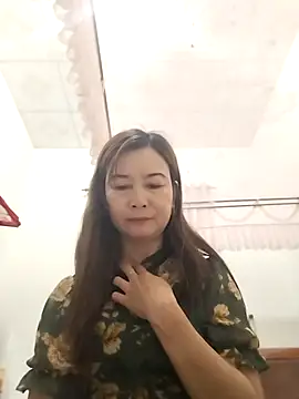 Sexy-ladyboobs20 online show from 4, 1, 2025