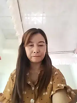 Sexy-ladyboobs20 online show from 6, 1, 2025