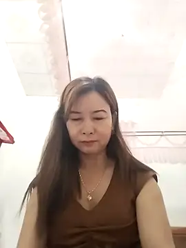 Sexy-ladyboobs20 online show from 6, 1, 2025