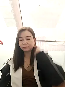 Sexy-ladyboobs20 online show from 11, 1, 2025