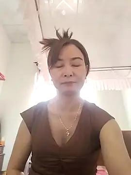 Sexy-ladyboobs20 online show from 18, 1, 2025