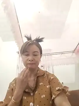 Sexy-ladyboobs20 online show from 18, 1, 2025