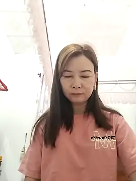 Sexy-ladyboobs20 online show from 26, 1, 2025