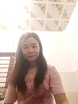 Sexy-ladyboobs20 online show from 4, 3, 2025