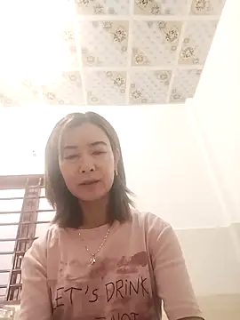 Sexy-ladyboobs20 online show from 21, 9, 2025