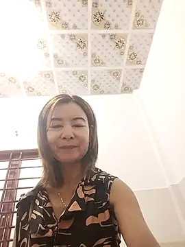 Sexy-ladyboobs20 online show from 28, 9, 2025