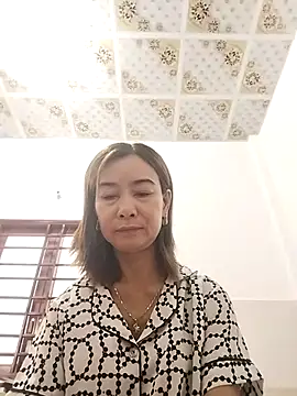 Sexy-ladyboobs20 online show from 1, 10, 2025