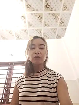 Sexy-ladyboobs20 online show from 7, 10, 2025