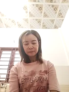 Sexy-ladyboobs20 online show from 12, 10, 2025