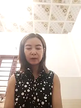 Sexy-ladyboobs20 online show from 13, 10, 2025