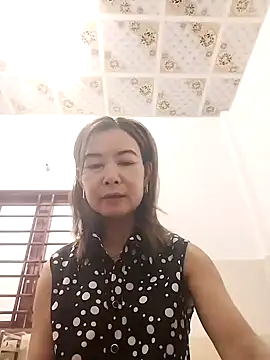 Sexy-ladyboobs20 online show from 7, 11, 2025