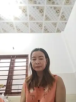 Sexy-ladyboobs20 online show from 18, 6, 2026