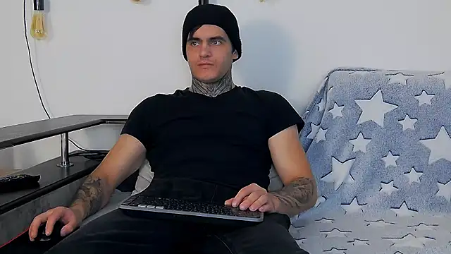 CarterCole online show from 15, 12, 2025