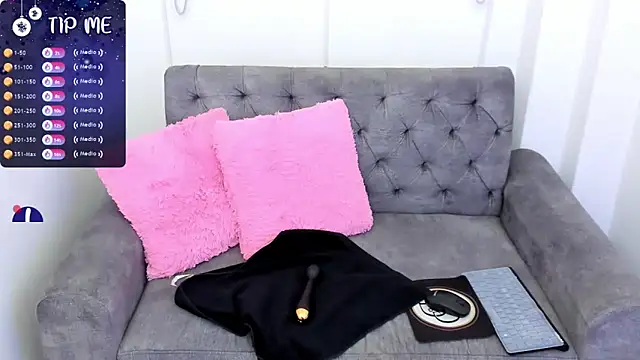 amber martinez online show from 18, 1, 2025
