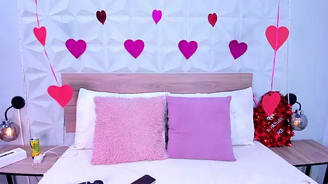 Stacey white  online show from 14, 2, 2026