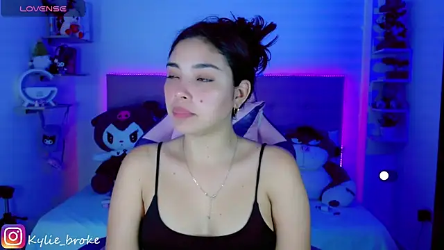 Kylie brokee online show from 22, 1, 2025