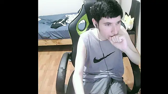 Twink martinboy online show from 6, 1, 2025