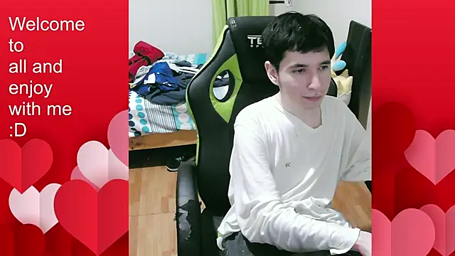 Twink martinboy online show from 24, 10, 2025