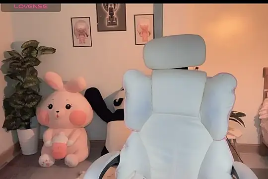  Aimy  online show from 30, 9, 2025