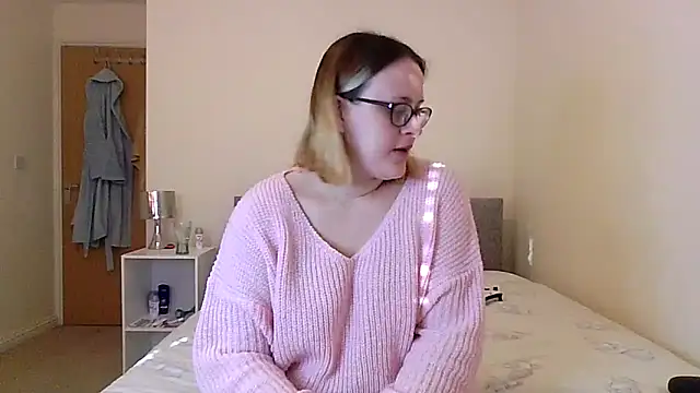 Snapshot of ScarletMae chatting on 27, 1, 2025 ScarletMae online show from 27, 1, 2025